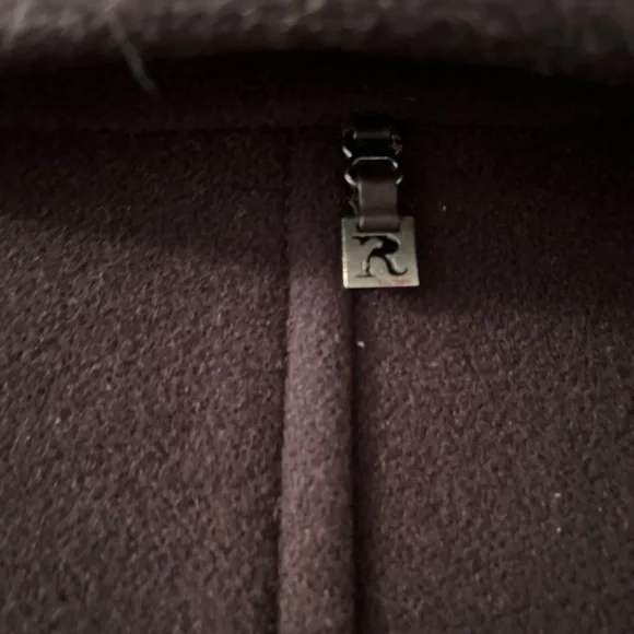 Coat - Picture 3 of 8